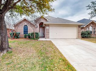 7200 Welshman Dr, Fort Worth, TX 76137