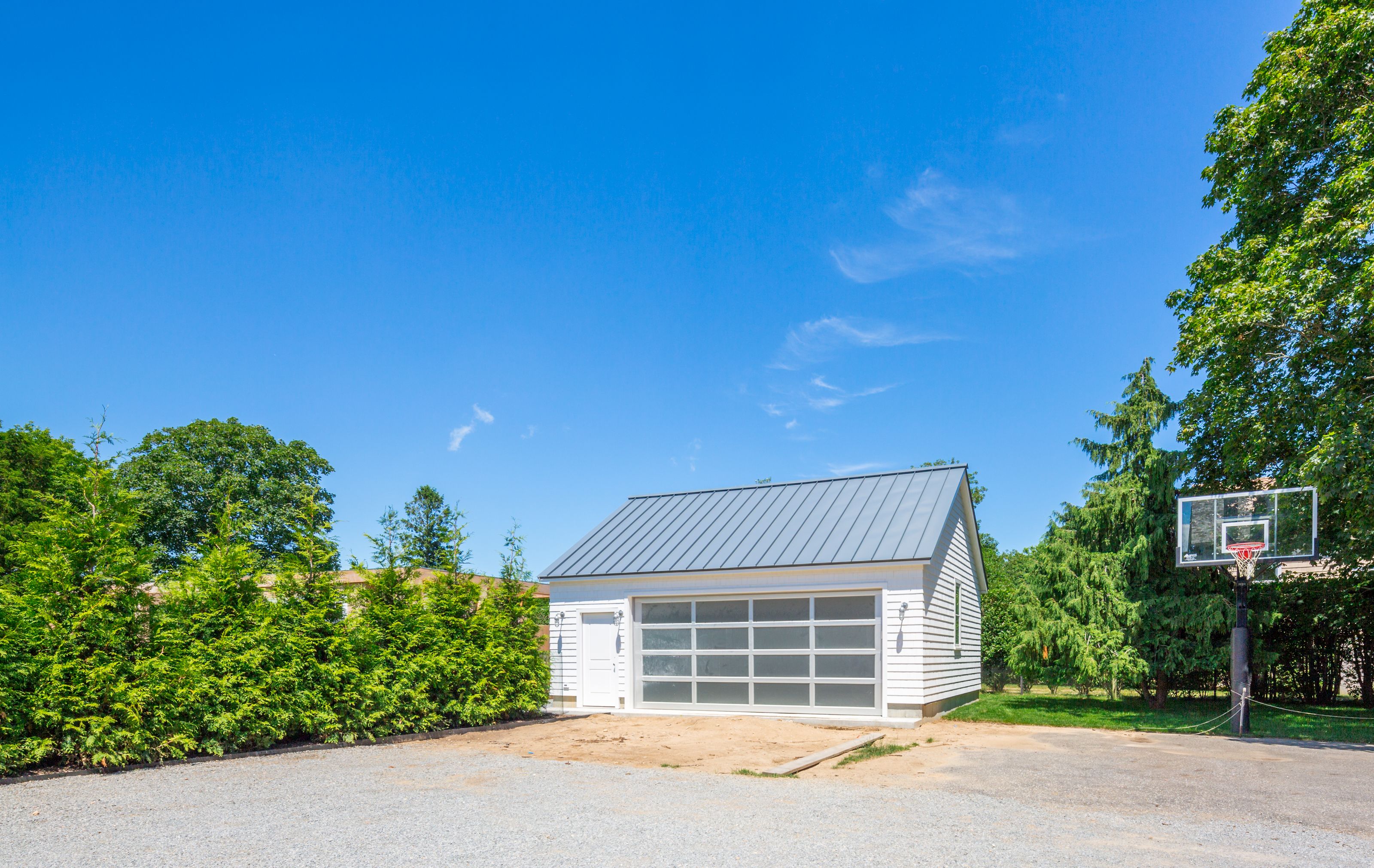 66 Old Montauk Hwy, Amagansett, NY 11930 Out East