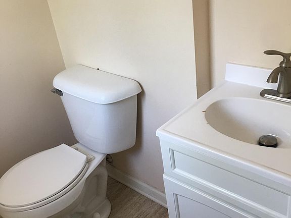Bedroom bathroom