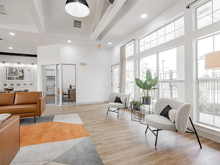 9th Street Apartments — Photo 30