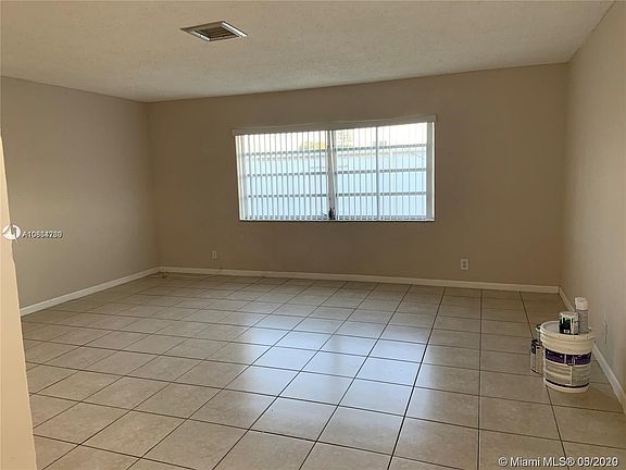 3rd image of 2840 Fillmore St #1