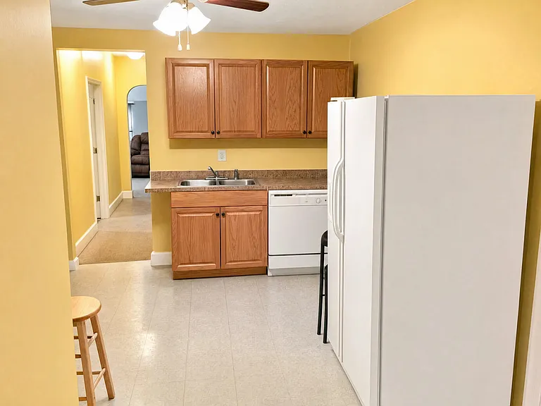 72 Conklin Ave #1 — Photo 7