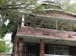 1827 Grasmere St, East Cleveland, OH 44112