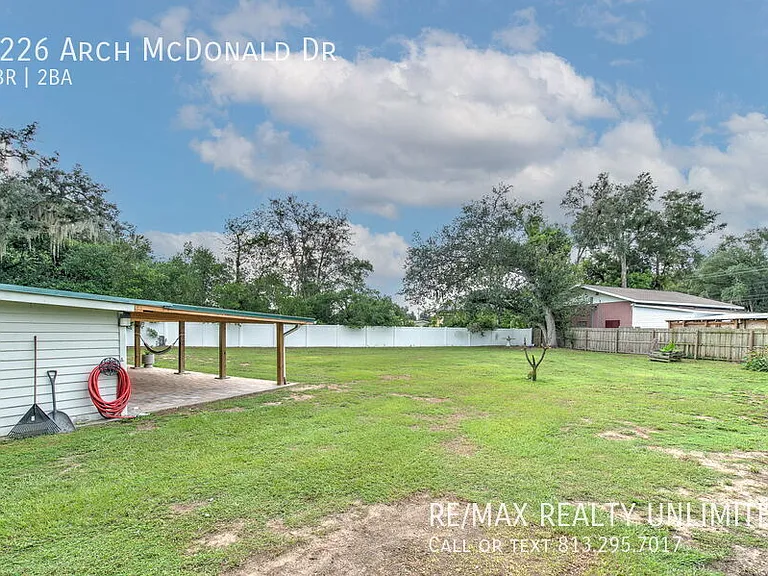 2226 Arch McDonald Dr — Photo 35