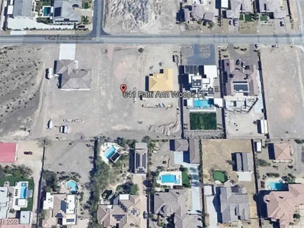 641 Patti Ann Woods Dr, Henderson, NV 89002