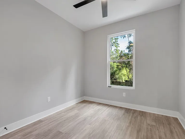 226 E Bradford Rd #A — Photo 25