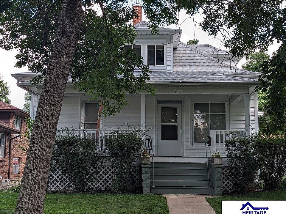 1st image of 720 N Burlington Ave