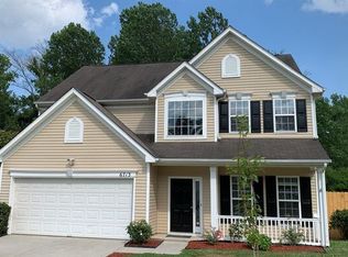 6713 Chieftain Dr, Charlotte, NC 28216