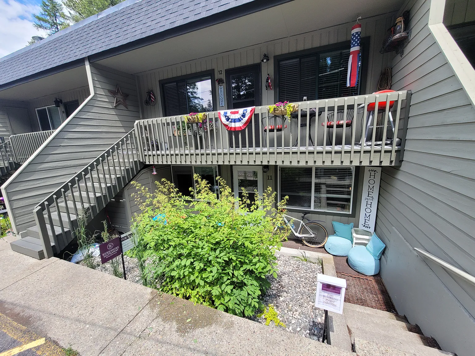 2 bed, 725 sqft, $2,100 — Photo 4
