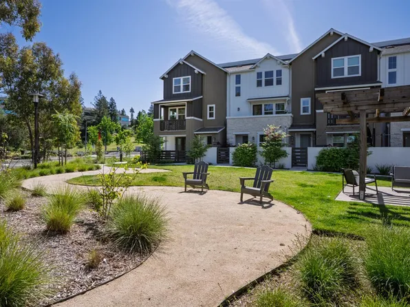 475 Semillon Lane, Santa Rosa, CA 95403