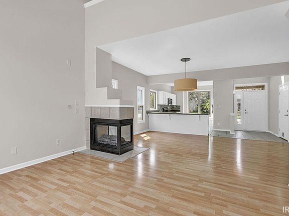 2nd image of 3821 E Tamarron Dr