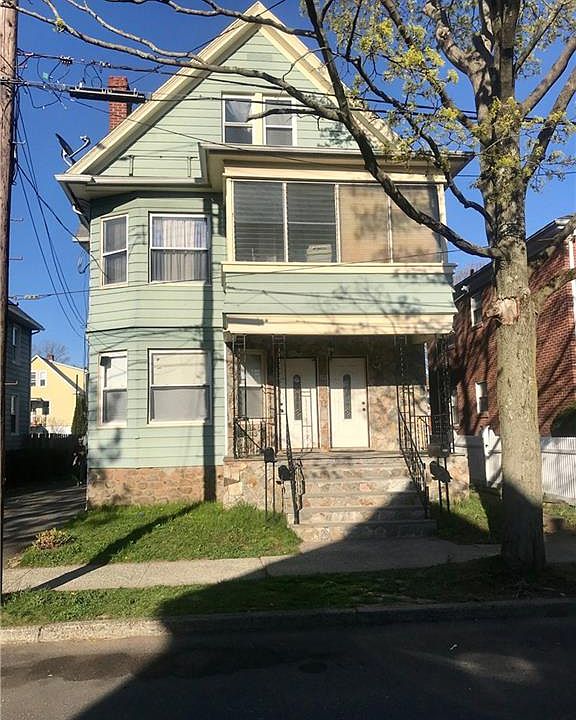 2nd image of 117 East Ave