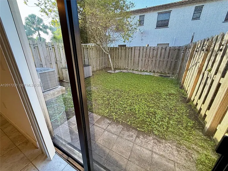11313 SW 250th Ter #11313 — Photo 11