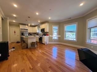 118 Holland St, Somerville, MA 02144
