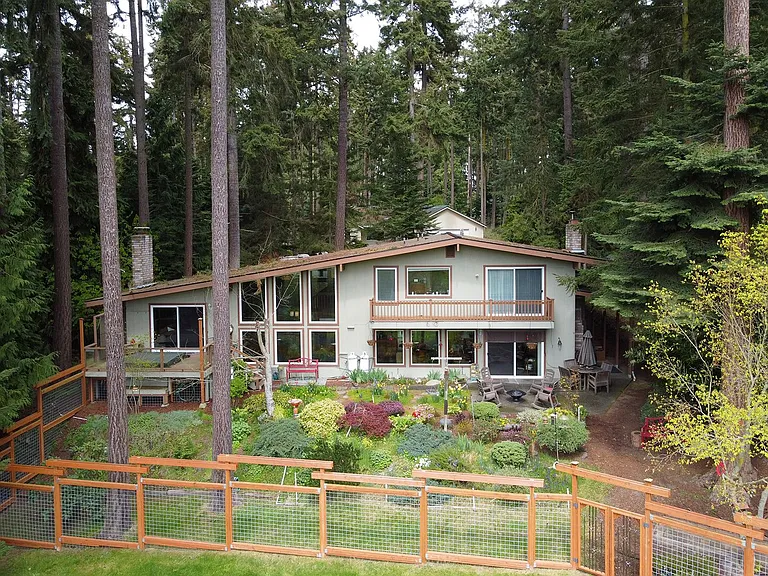 590 Ridge View Dr — Photo 3
