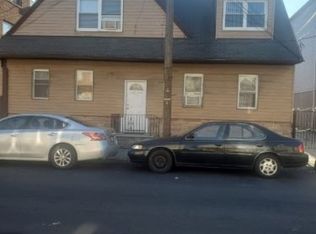41 Komorn St APT 2, Newark, NJ 07105