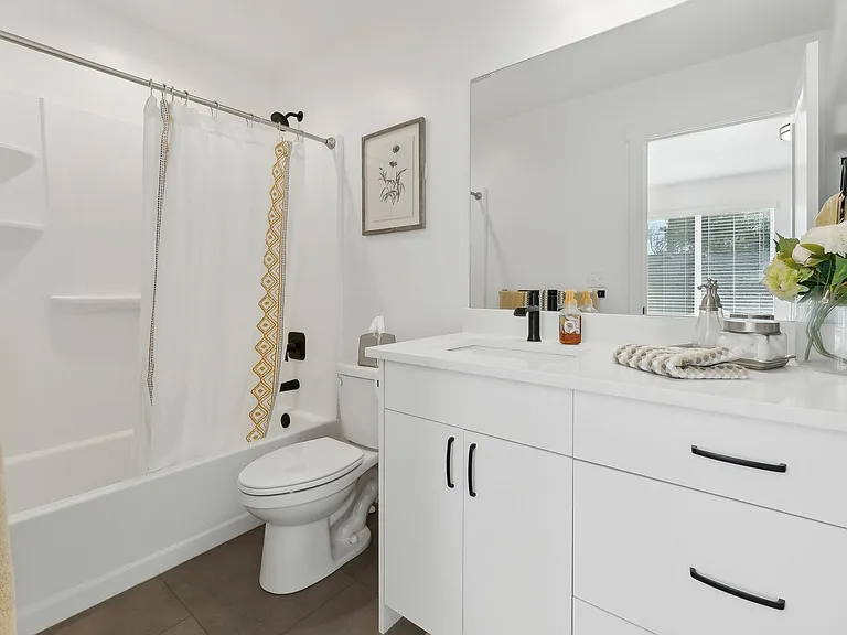 Madison Large Second Bathroom Madison Large Second Bathroom