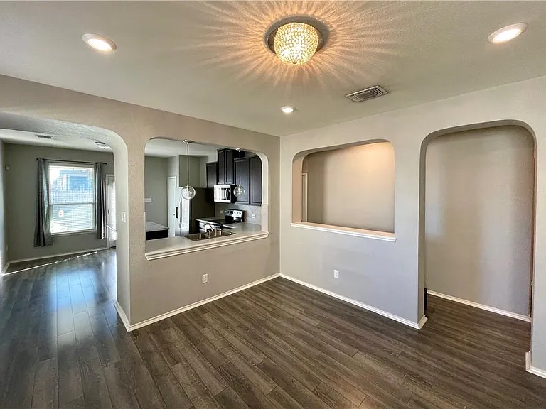 13812 Benjamin Harrison St — Photo 2