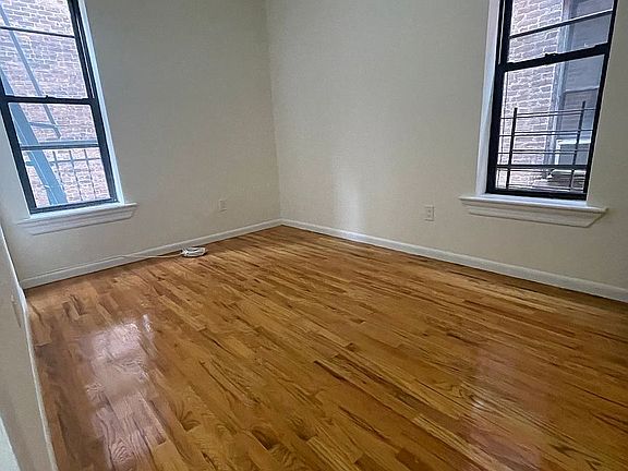 4th image of 2104 Amsterdam Ave APT 4W