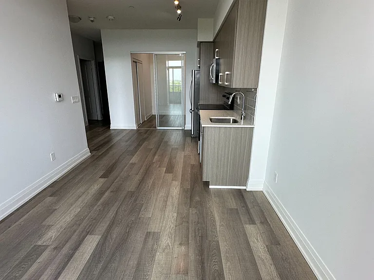 3121 Sheppard Ave E #827 — Photo 12