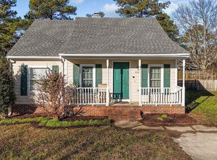 4101 Cobble Ct, Raleigh, NC 27616