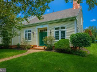 7 Rutland Ln, Monroe Township, NJ 08831