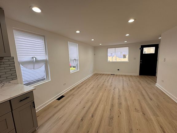 4th image of 751 Kane St