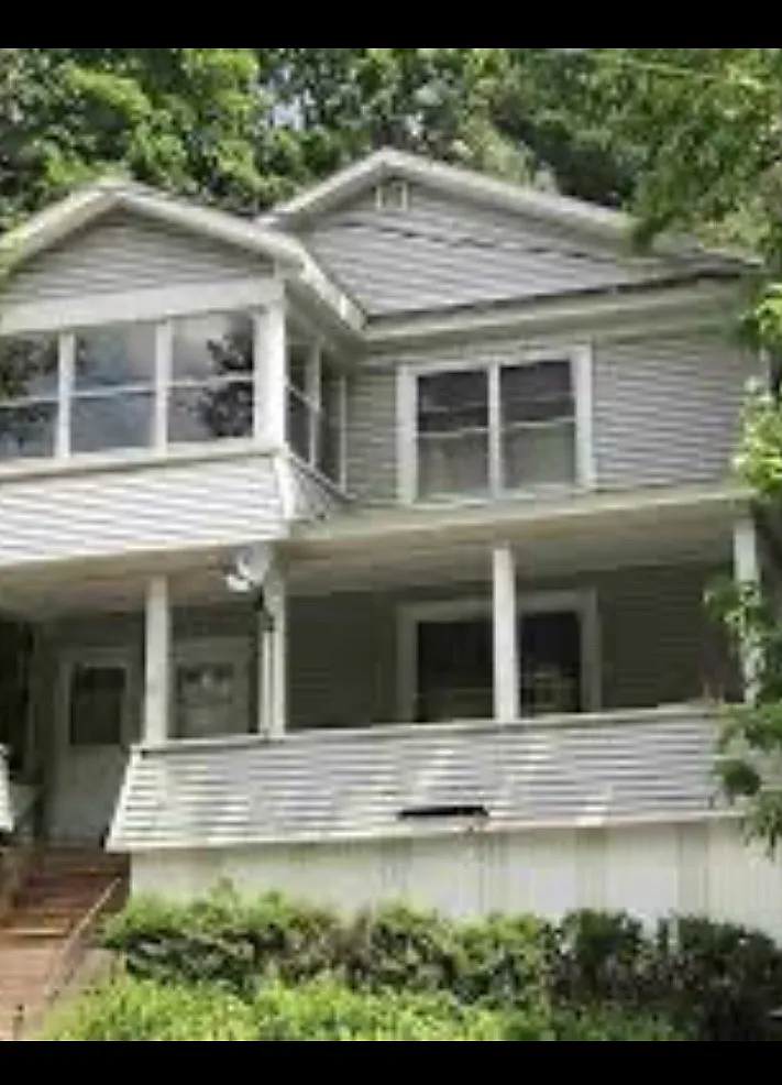 20 Meadow St — Photo 1