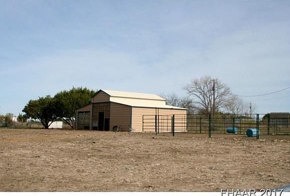 1st image of 826 Greystone Dr