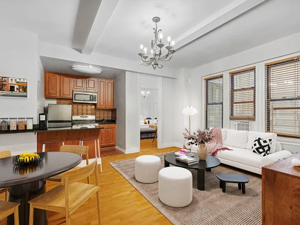 157 East 72nd Street image 1 of 9