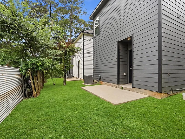 10176 Barberry St — Photo 30