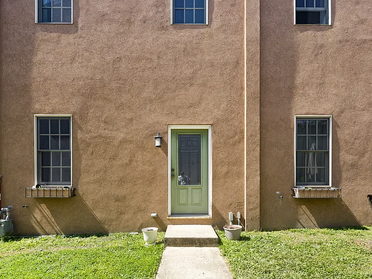 2355 E York St #C — Photo 20