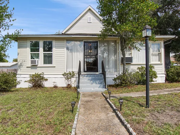 321 E 1st Ct, Panama City, FL 32401