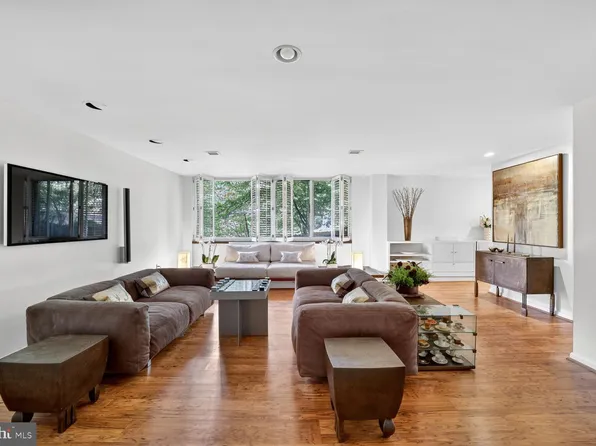 4100 Cathedral Ave NW #615, Washington, DC 20016