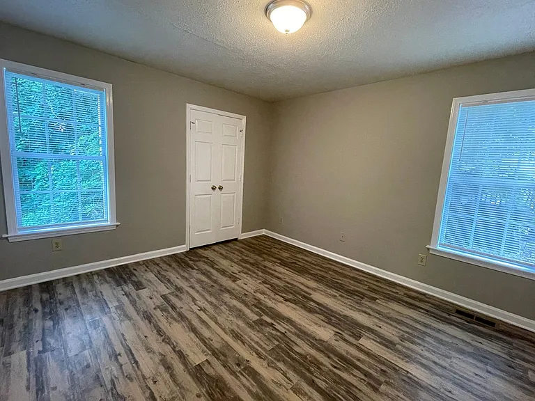 2019 Rath St — Photo 16