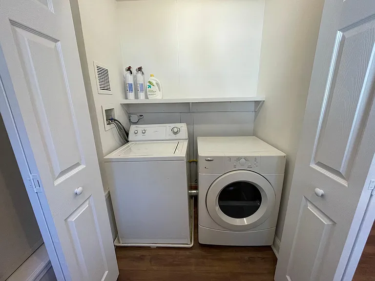 303 S Olive St #2 — Photo 10
