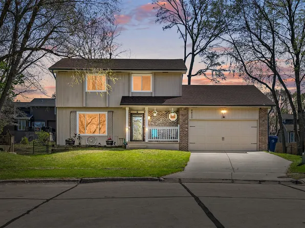 4830 70th Pl, Urbandale, IA 50322