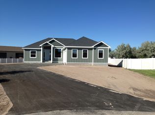 3329 E Edwards Dr, Idaho Falls, ID 83401