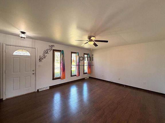 2nd image of 9537 Arthur St