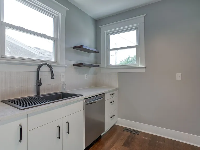 2103 Wrocklage Ave — Photo 17