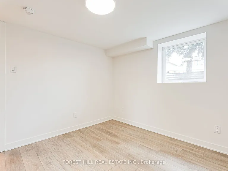 50 William Cragg Dr #C — Photo 12