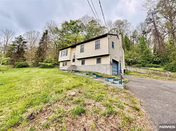 154 Cork Hill Rd, Franklin, NJ 07416