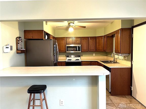 5th image of 3501 Idylwilde Blvd