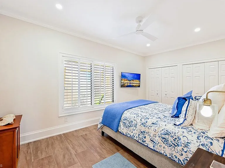 6770 Pelican Bay Blvd E #242 — Photo 18
