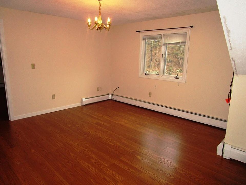 131 Old N Woodstock Rd 2, Southbridge, MA 01550 Zillow