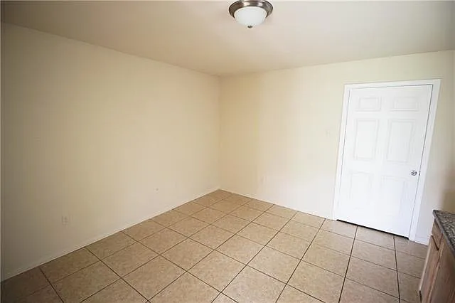 1 bed, 1.0 bath, 850 sqft, $1,150 — Photo 4
