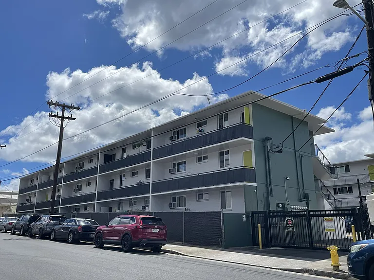 Olino at Pu'uloa Apartments — Photo 21