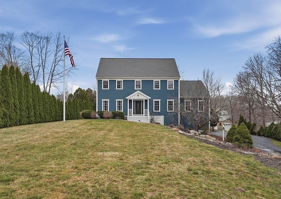1st image of 20 Meeting House Ln