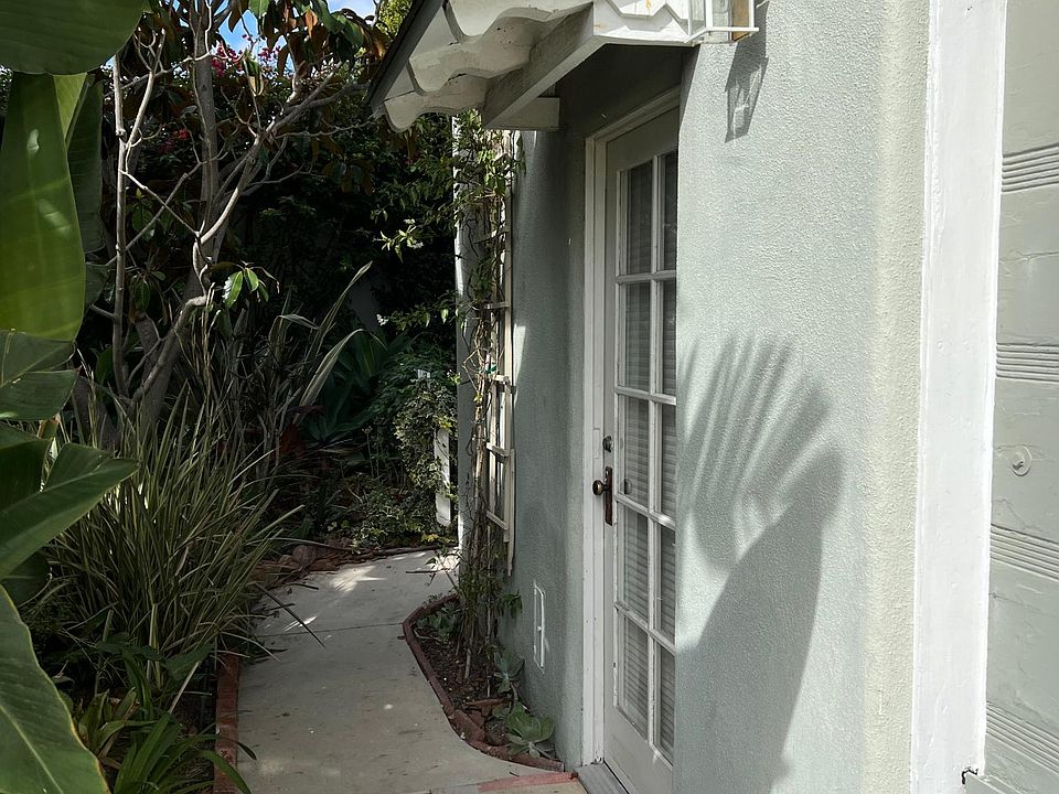 walkway to front door