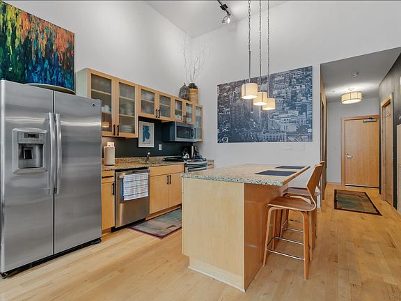 4th image of 1120 2nd St S #102